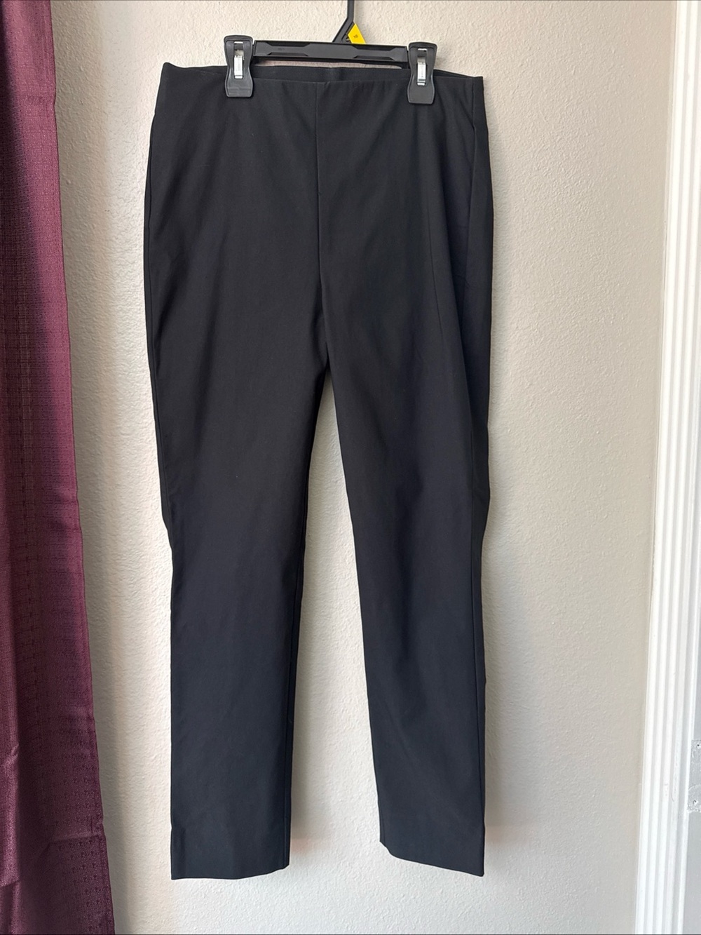 B8/5 Chicos Black Dressy Pull-up Pants Size .5 R Small